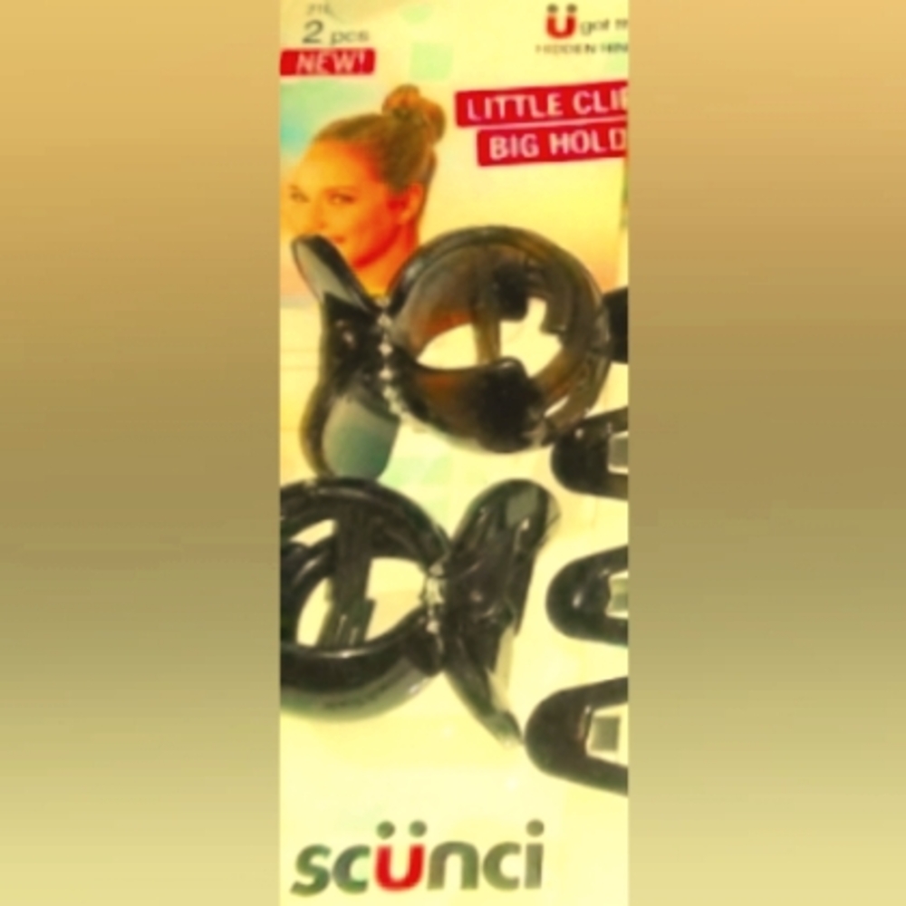 Scunci Hair Round Clips